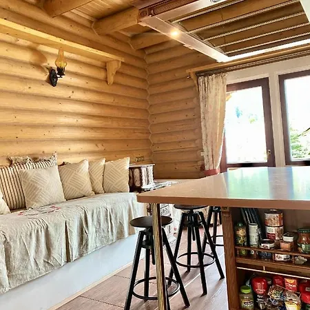 Σαλέ Chalet Four Seasons